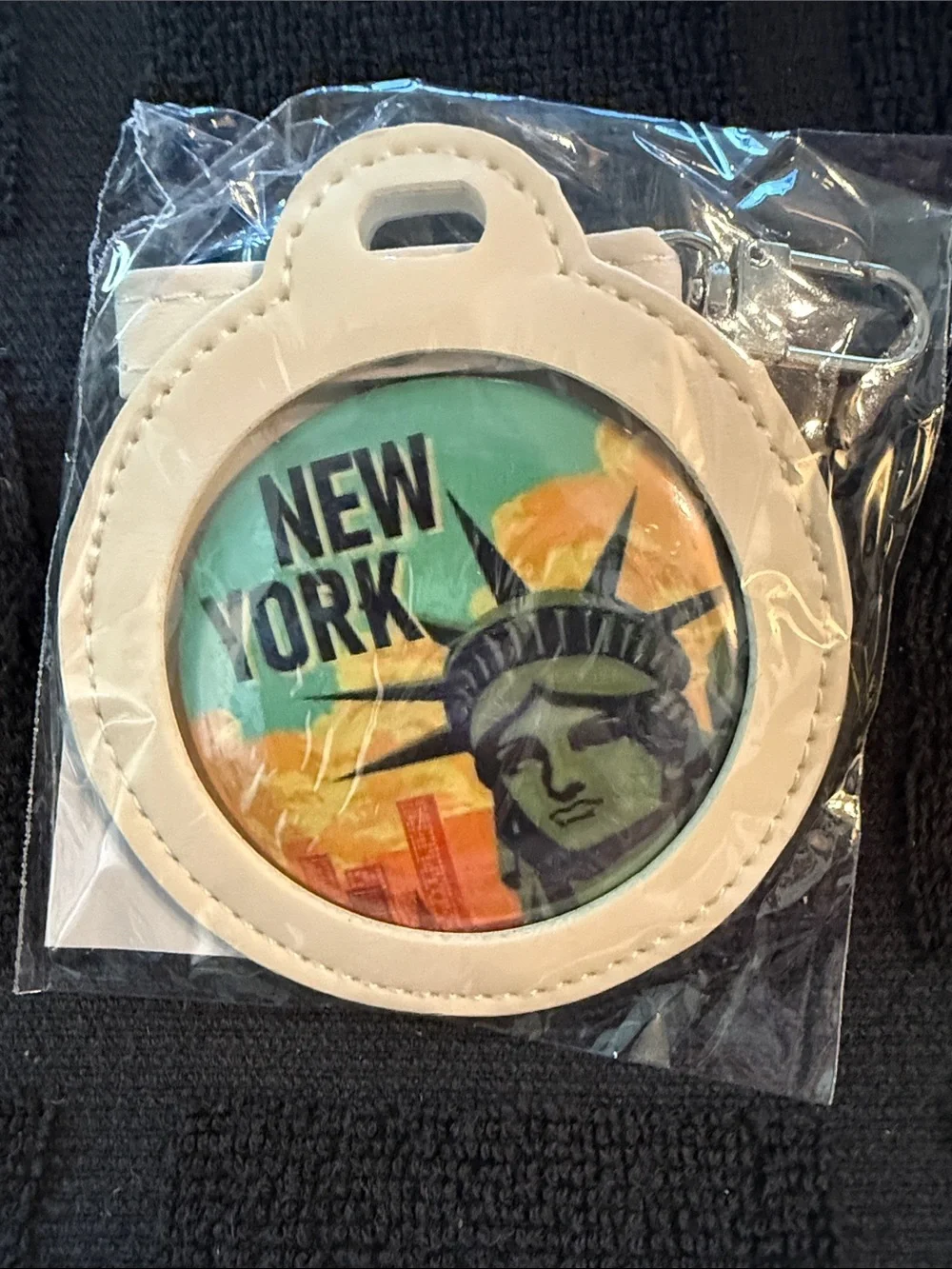 Medium White Hanging Badge Holder with Key Clip